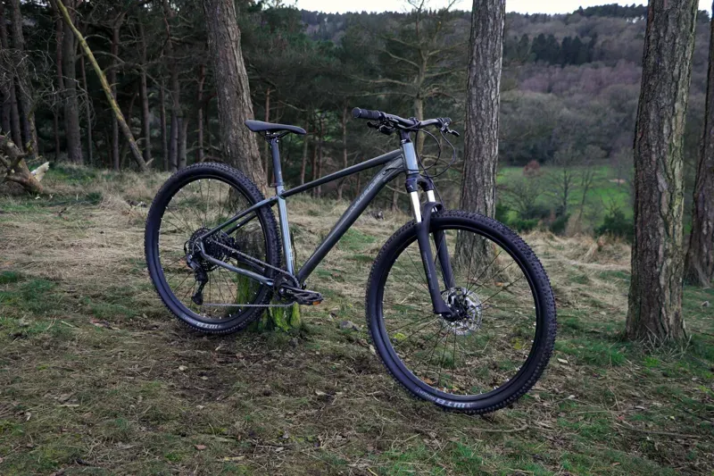 Claud Butler Alpina 2.0 29er MTB in Grey -3