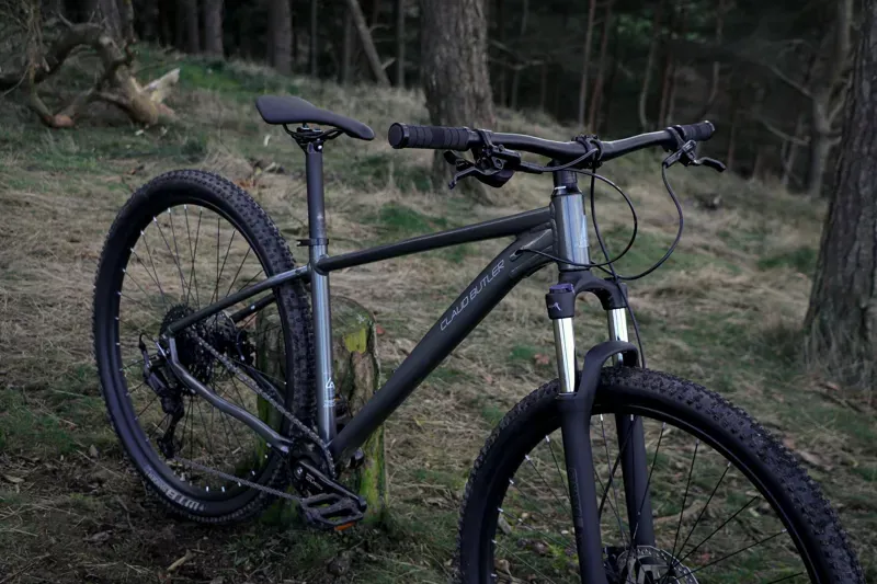 Claud Butler Alpina 2.0 29er MTB in Grey -1