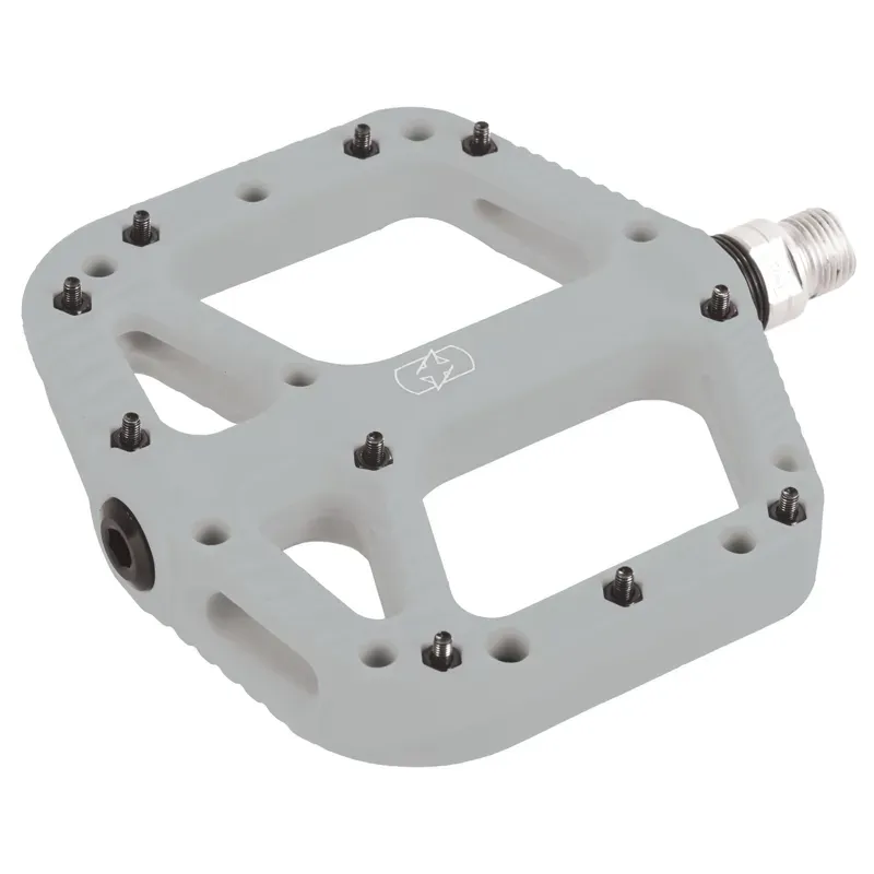 Oxford Loam 20 Nylon Flat Pedals in Grey