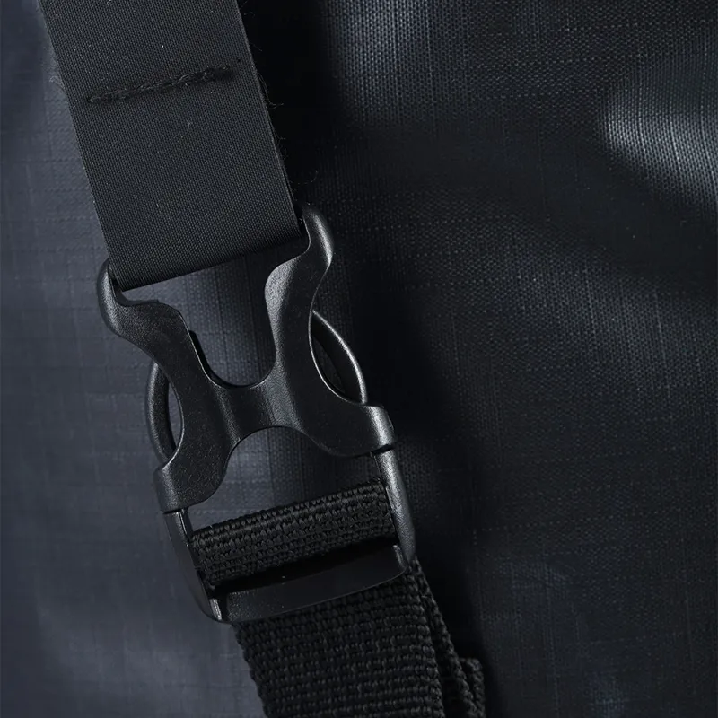 Oxford Aqua Evo 22L Cycling Backpack in Black-10